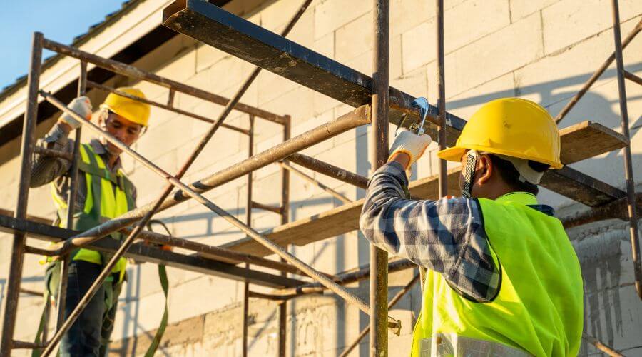Professional fairlawn roofing services in Spring Arbor, MI